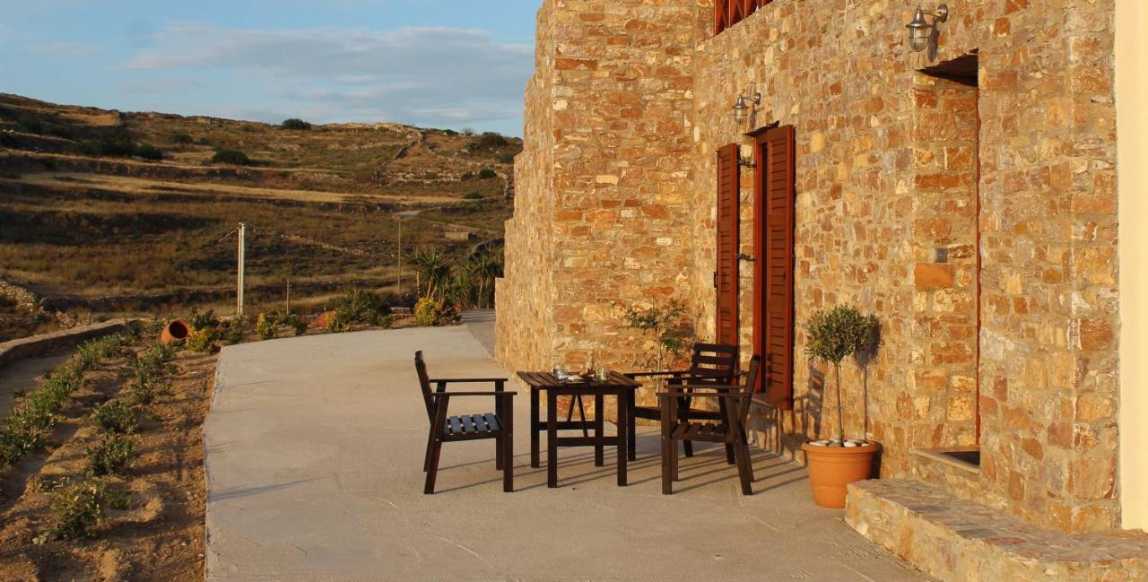 Villa Adeiata Adiata Buitenkant foto