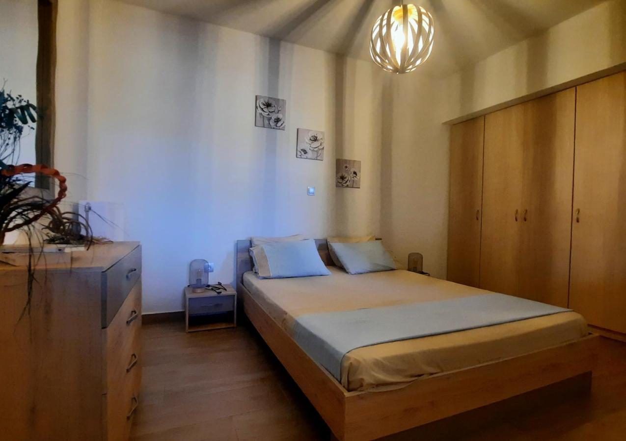 Villa Adeiata Adiata Buitenkant foto